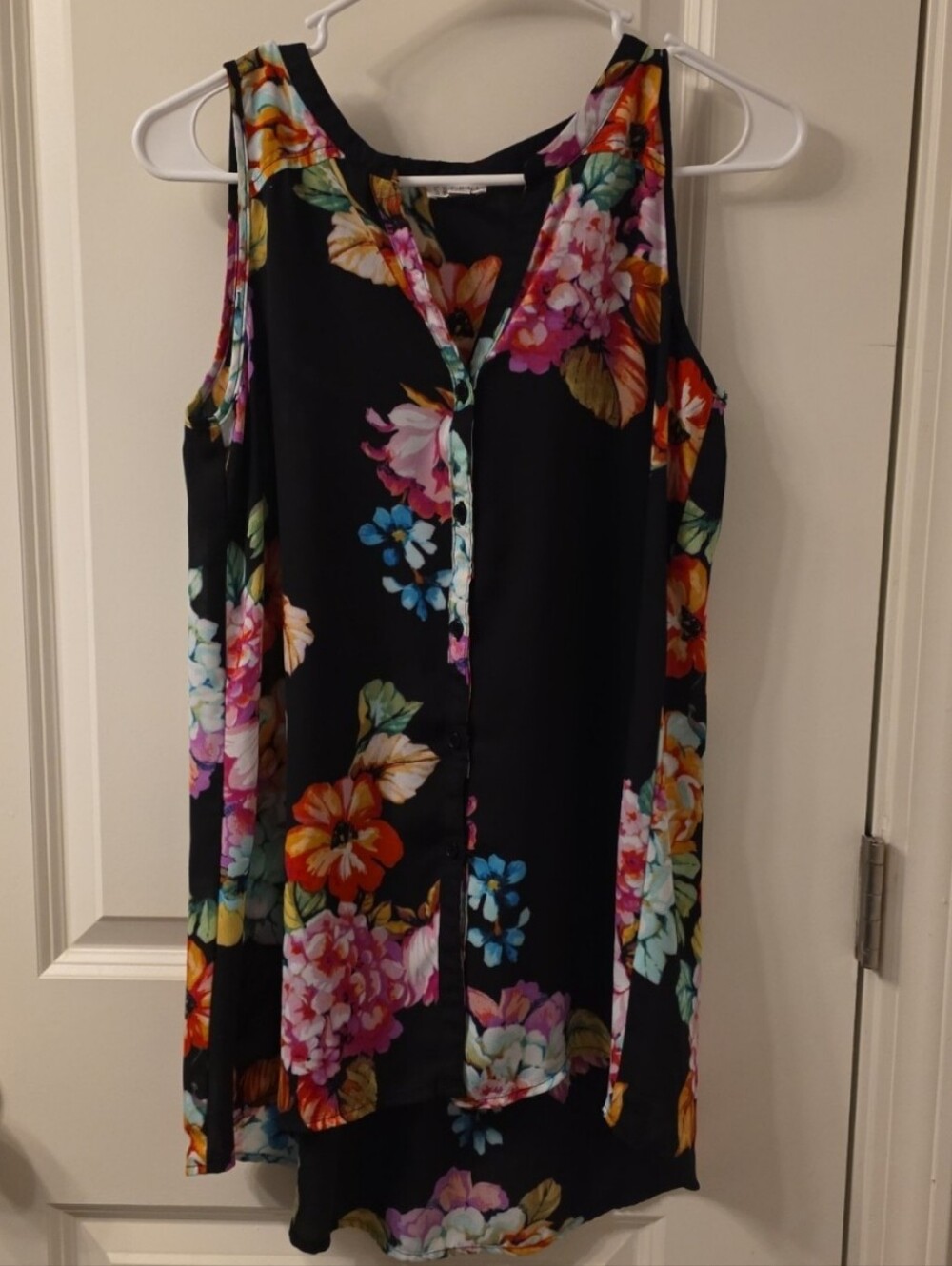 Anthropologie Spease Black Floral Button Sleeveless Tunic Tank Blouse Small
